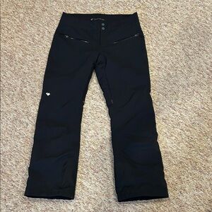 Obermeyer women’s Black Ski Pants with Zipper Pockets